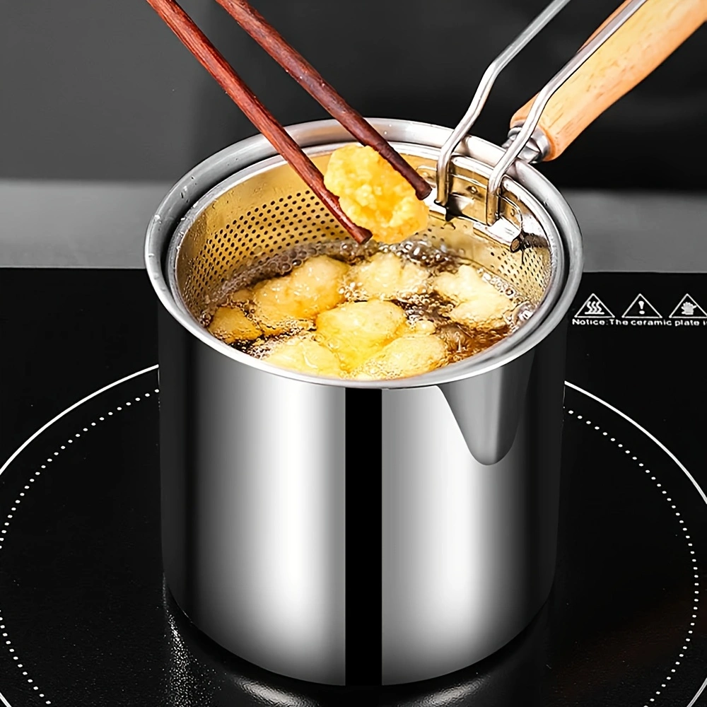 Stainless Steel Deep Fryer, Multifunctional Small Pot, Home Use Deep Fryer, Oil-Saving Small Fryer with Basket, Includes Pot and Tongs (3 Items Total), Suitable for Kitchen and Catering