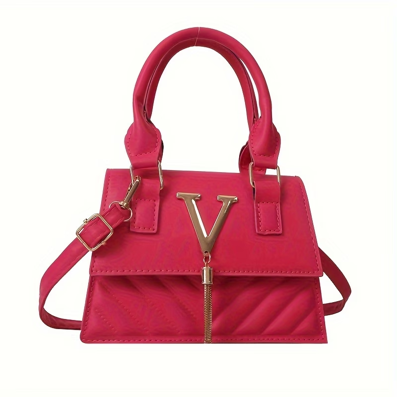 Trendy Chain Bags for Women, New Spring And Summer  Collection, Featuring a Sophisticated Embossed Design, Suitable for Shoulder, Hand, And Crossbody Wear, with Stylish Tassel Pendants