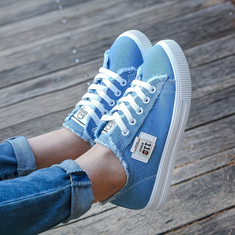 Women'S Casual Round Toe Solid Color Canvas Shoes, Small White, Flat Bottom, PVC Sole, Fabric Upper And Insole, Hand Wash, No Dry Clean, Spring, Autumn
