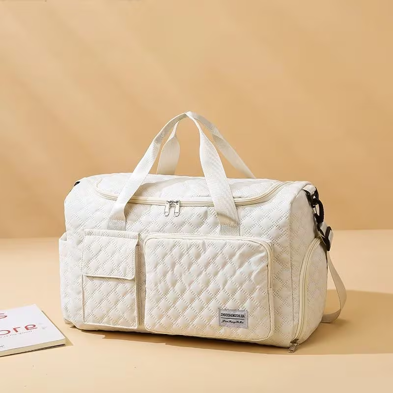 This Is a Spacious And Luxurious Luggage Bag Designed for Outdoor Use, Featuring Multifunctional Shoulder And Crossbody Options, Dry And Wet Separation Pockets, And Double-Sided Compartments, Making It Ideal for Travel And Fitness Activities