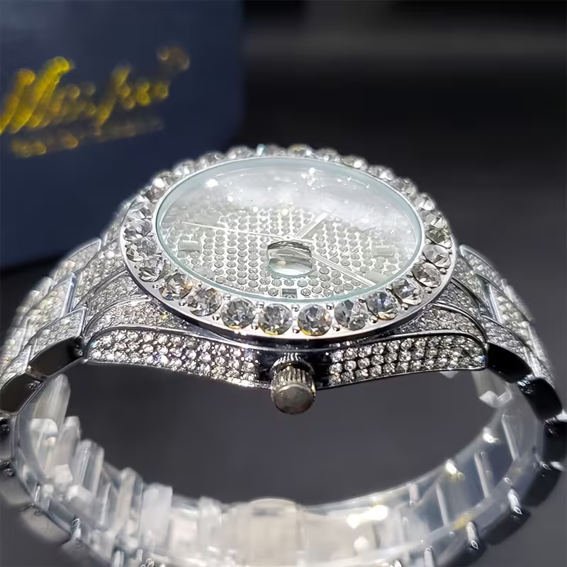 Luxury Men's and Women's Watches, Night Light Hands, Ice Cold Flashing Synthetic Rhinestone Watches, Men's Hip-hop Rock Fashion Calendar, Quartz Watches, Drowshipping