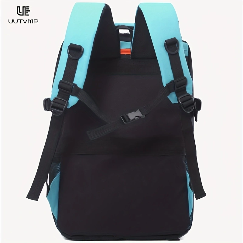Sports and fitness gear: backpacks for soccer, badminton, and basketball; outdoor training backpacks featuring compartments for shoes and helmets; and expandable, high-capacity backpacks for tennis and badminton.