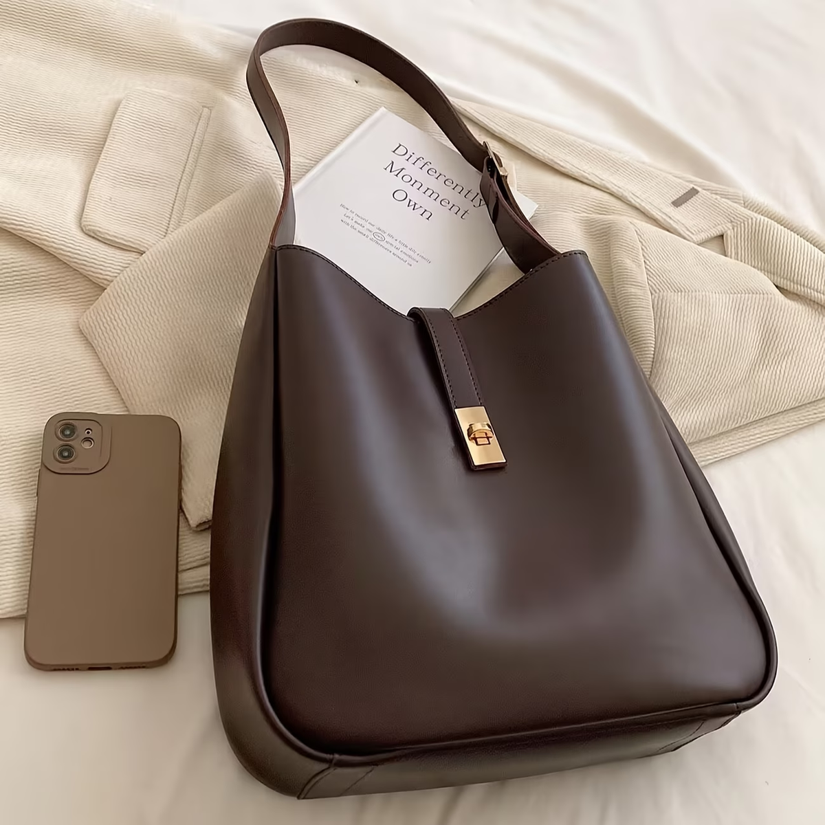 Women's Single-Shoulder Bag, High-End Texture Vintage Large-Capacity Bag, Super Popular and Trendy Versatile Crossbody Bag, Single-Shoulder Bucket Bag