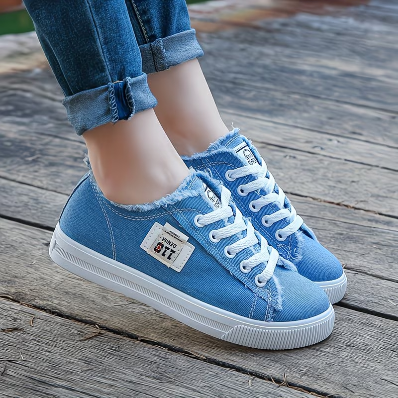Women'S Casual Round Toe Solid Color Canvas Shoes, Small White, Flat Bottom, PVC Sole, Fabric Upper And Insole, Hand Wash, No Dry Clean, Spring, Autumn