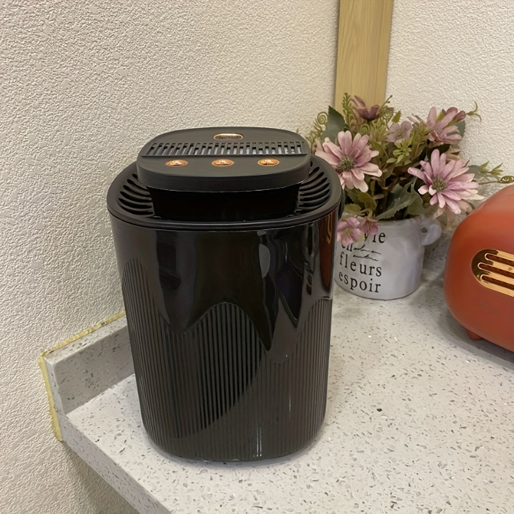 Large-capacity intelligent 3D circulating humidifier, one full fill provides 12 hours of humidification, three sprays for large mist output, USB powered, can also be used as a night light.