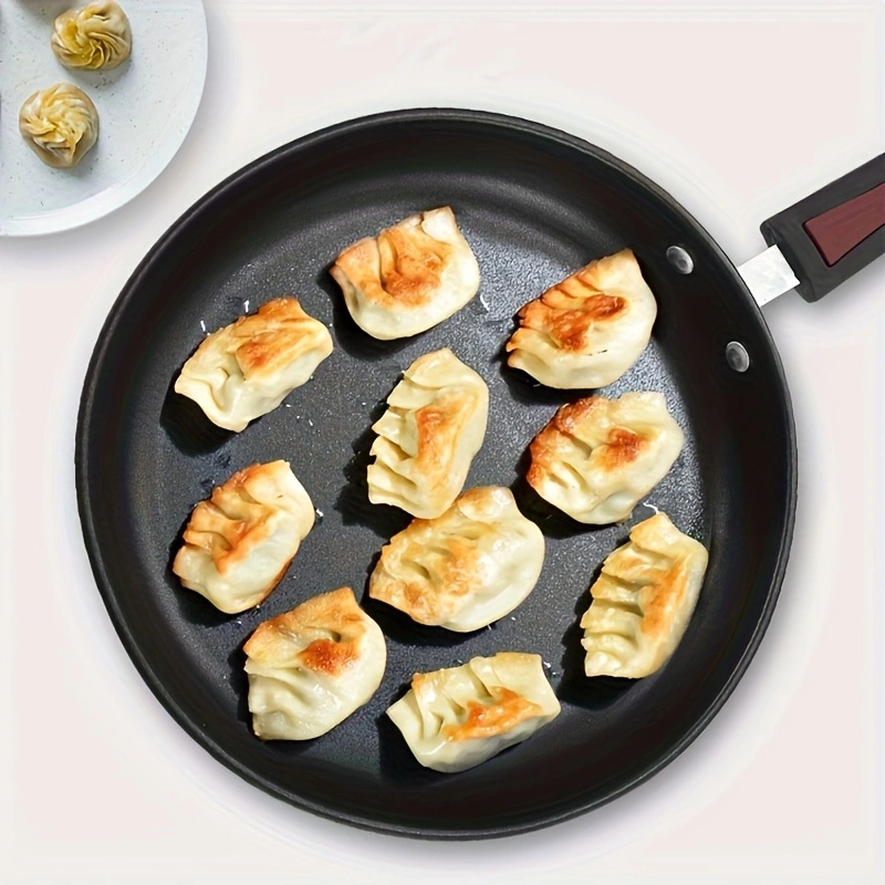 3-piece cookware set: wok, frying pan, and saucepan