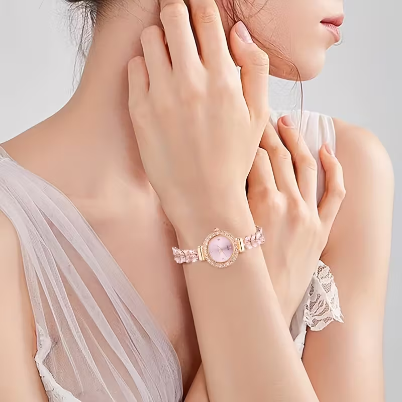 New Casual Fashion Women'S Bracelet Watch Cute Round Small Dial Leaf Feather Shape Strap Women'S Jewelry Watch Alloy Quartz Watch Gift Giving Etc