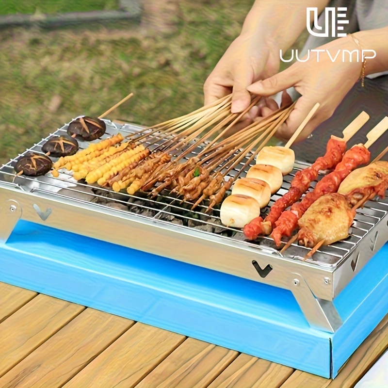 Foldable BBQ grill, disposable BBQ grill, compact folding grill; quick to set up, easy to use, lightweight and portable, space-saving; ideal for camping, gatherings, and BBQ events.