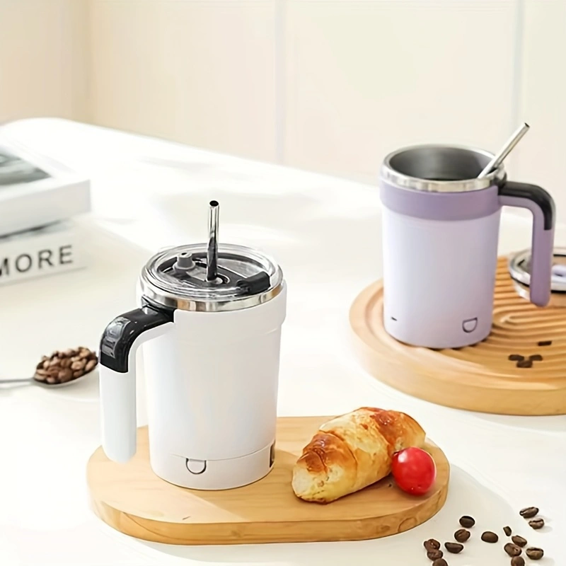 New fully automatic blender cup with temperature display, stainless steel straw, capable of blending shakes, coffee, and milk powder, detachable base, Type-C charging port, and a battery life of 60 minutes