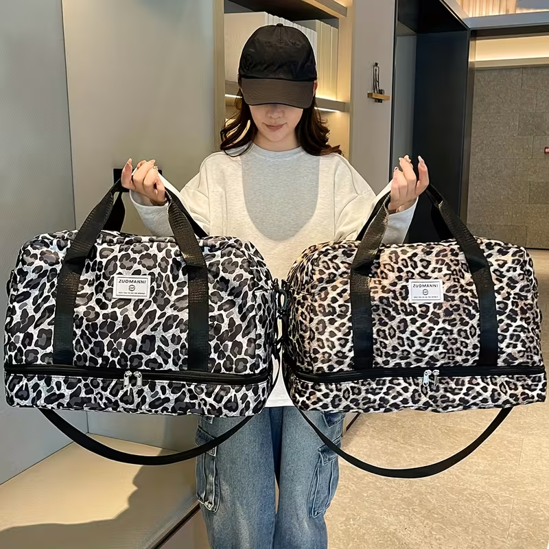 Trendy Leopard-Patterned Suitcase with Ample Space, Featuring a Separate Compartment for Shoes, an Adjustable Shoulder Strap, Ideal for Gym, Yoga, And Weekend Getaways, As Well As Leisure Activities And Outdoor Camping
