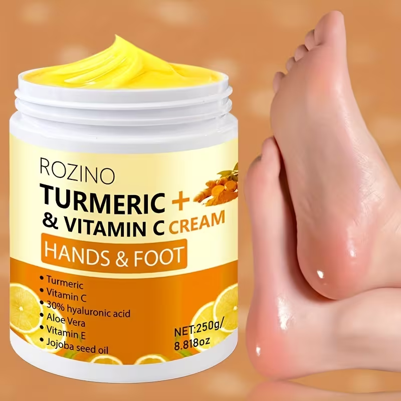 Immediately Hydrate Your Skin During Autumn And Winter. This Turmeric And Vitamin C Hand And Foot Cream Penetrates The Skin in 5 Seconds, Providing Instant Moisture And Deep Hydration. It Keeps The Skin Cool And Non-Greasy While Ensuring Long-Lastin