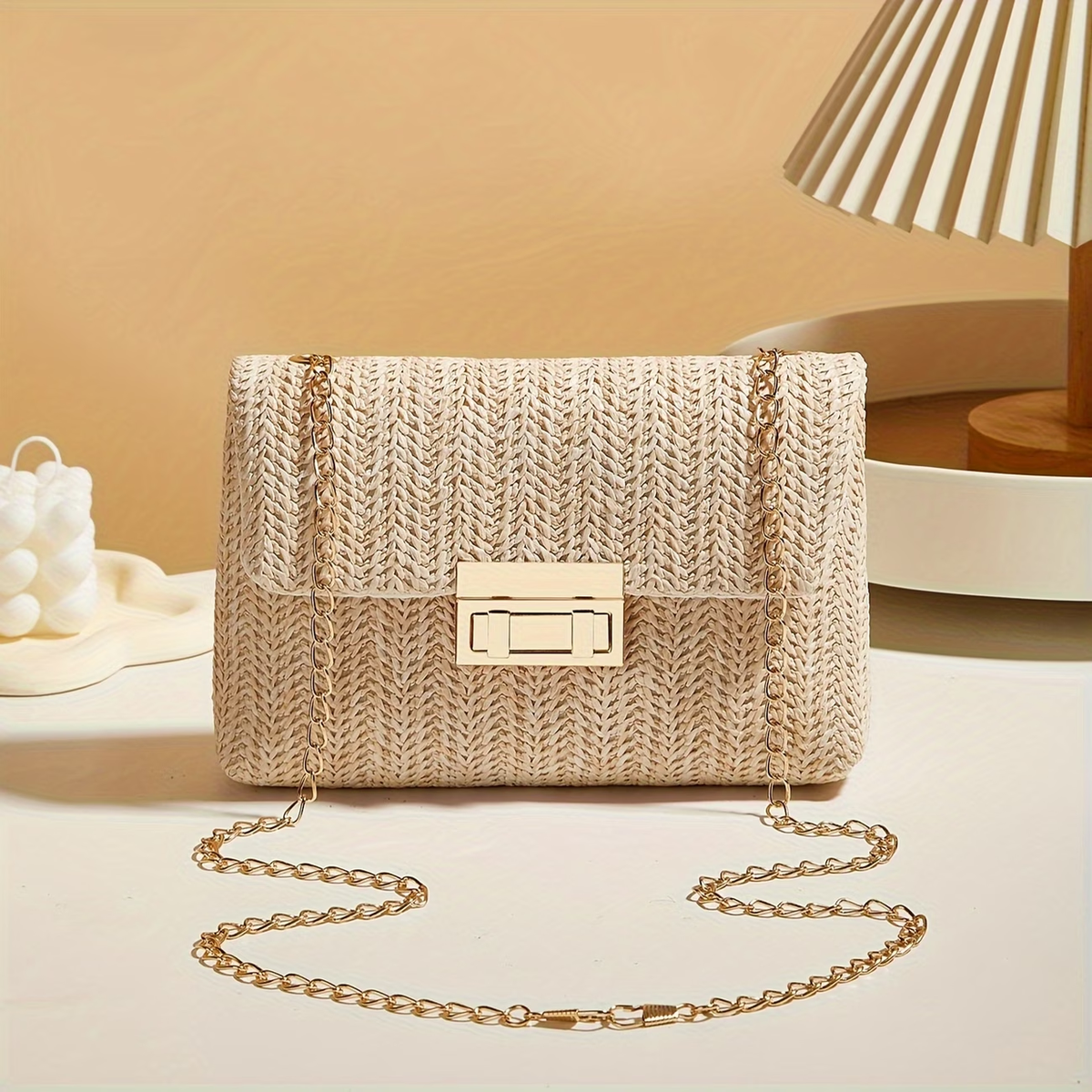 Women'S Straw Woven Shoulder Bag Handwoven Crossbody Bag Chain Closure Square Bag