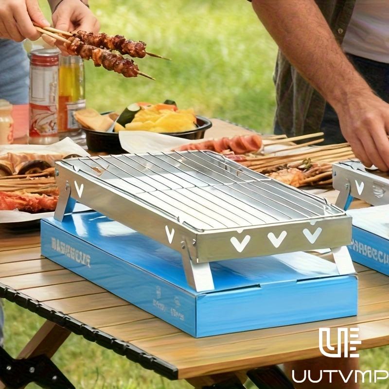 Foldable BBQ grill, disposable BBQ grill, compact folding grill; quick to set up, easy to use, lightweight and portable, space-saving; ideal for camping, gatherings, and BBQ events.