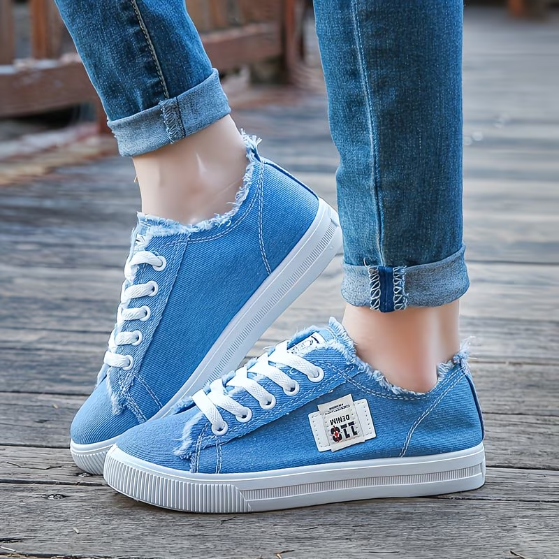 Women'S Casual Round Toe Solid Color Canvas Shoes, Small White, Flat Bottom, PVC Sole, Fabric Upper And Insole, Hand Wash, No Dry Clean, Spring, Autumn