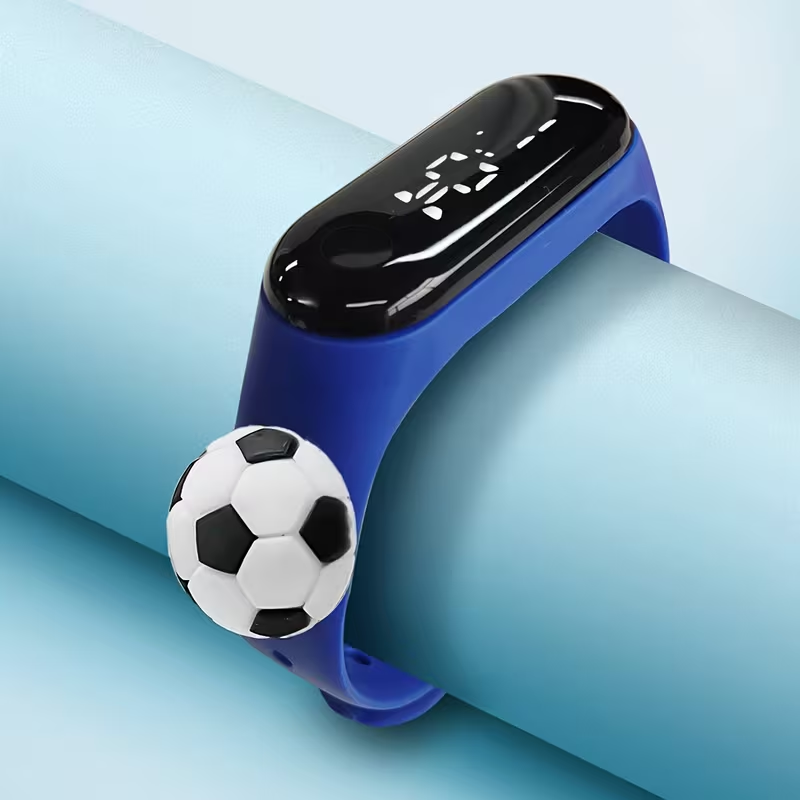 Back to School Electronic Watch for Children, Sports Wristband for Primary And Middle School Students, LED Display, Featuring a Football Pattern for Boys And Girls (ZQM3)