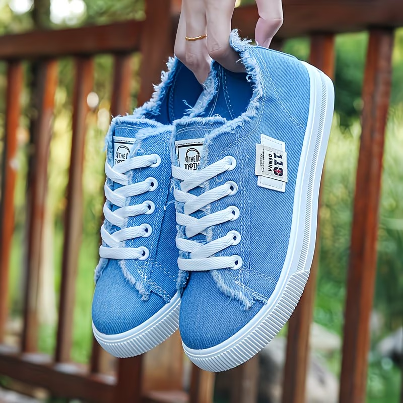 Women'S Casual Round Toe Solid Color Canvas Shoes, Small White, Flat Bottom, PVC Sole, Fabric Upper And Insole, Hand Wash, No Dry Clean, Spring, Autumn