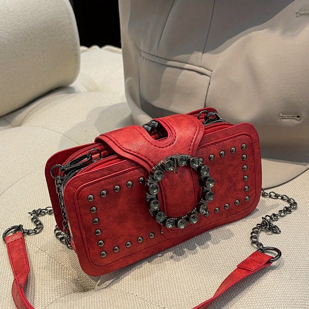 Women's Fashion Vintage Clutch Bag with Studs, Motorcycle Chain Crossbody Bag, Black Phone Pouch, Multi-Layer Flap Small Square Bag