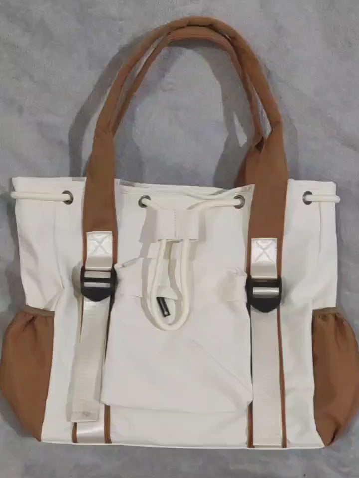 A Large Capacity Two-Tone Tote Bag, And Suitable for Commuting, Made of Nylon, Designed for Women As a Casual Crossbody Bag for Students, Travel, And Shopping.
